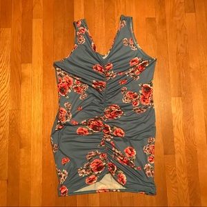 2X Ruched Floral Mid Thigh Plus Body Con Dress